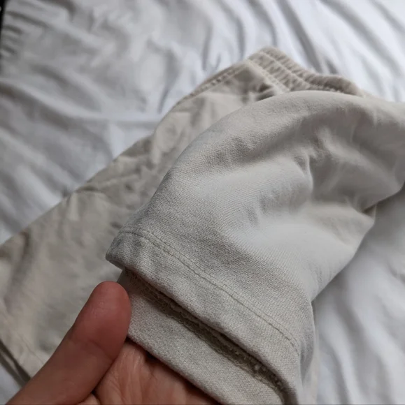 Jogging Shorts - Picture 3 of 3